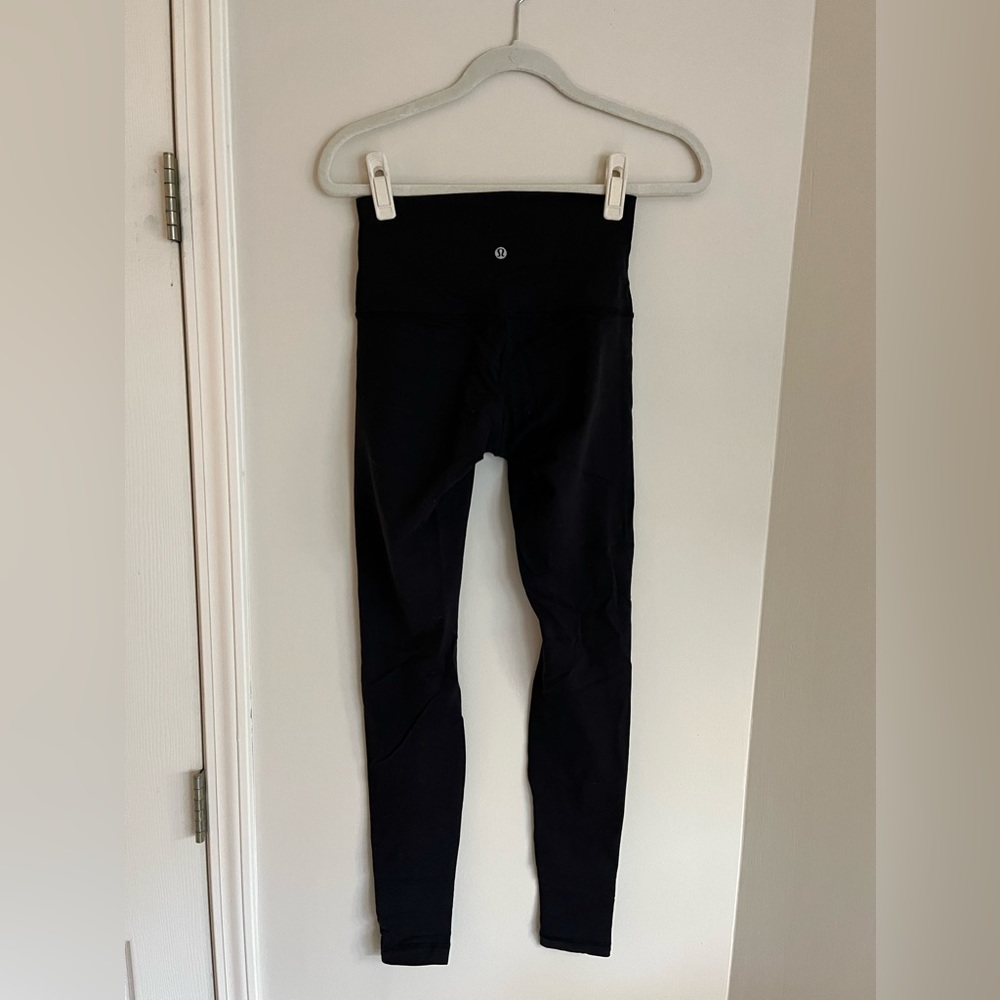 Lulu lemon black leggings size 4 full length